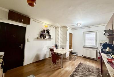 Apartament cu 3 camere,semidecomandat,centrala proprie ,zona Girocului - 3