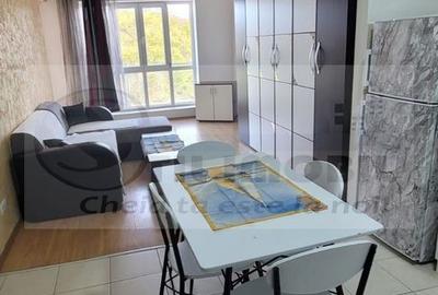 Apartament cu 2 camere semidecomandat, mobilat în Tătărași