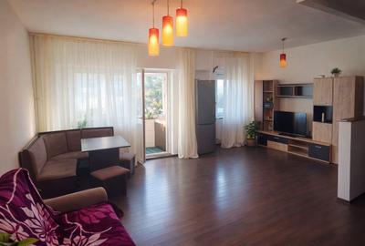 Apartament cu 3 camere decomandat, mobilat în ICIL