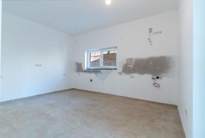 Casa/vila cu 5 camere, comision 0% la cumparator - 9