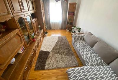 Apartament cu 4 camere de vanzare in Tudor - 4