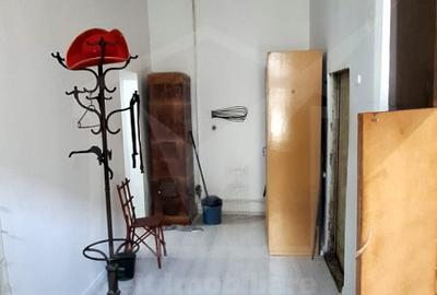 Vanzare apartament 4 camere, ultracentral, posibilitate investitie - 8