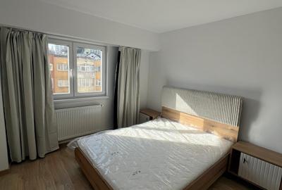 Apartament cu 2 camere decomandat în Griviței