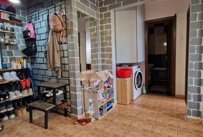 Tomis Nord-rovere, doua camere decomandate. - 12
