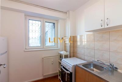 Apartament 3 Camere de Vanzare - Vedere Libera - Panduri - 13 Septembrie - 14