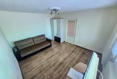 2Cam-Statia de Salvare-2min Spitalul Judetean-38Mp-Acoperis-45000Euro-Negociabil - 1