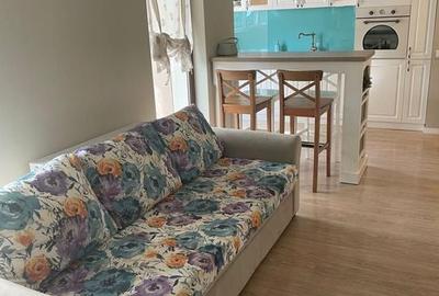 Apartament cu 2 camere decomandat în Berceni