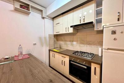 Apartament cu 2 camere semidecomandat, mobilat în Florești