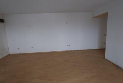 Apartament 2 cam Stefanesti-La Cetate, sup 55 m, et 2, const 2007, pret 46 000E - 4