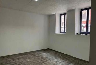 Spatiu Comercial / Birou,  25 MP, Ultracentral - 2