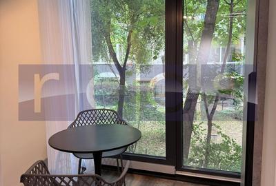 Apartament cu 2 camere semidecomandat, mobilat în Floreasca