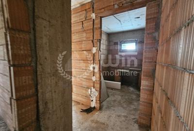 Duplex 4 camere | 140mp utili | 300 mp Teren | Dambul Rotund | Lidl - 11