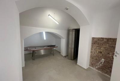 Vilă de lux pentru închiriere – ideală pentru consulat sau avocatura - 26