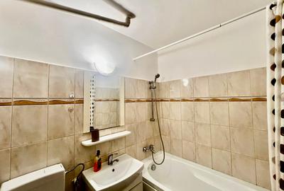 De închiriat | 1 camera | Tătărași | Etaj 1 | 300 €/lună - 12