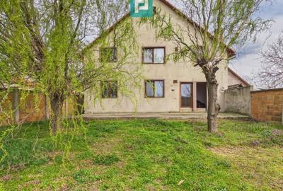 Casă spațioasă în Sântana - 2