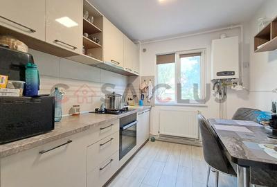 Apartament cu 3 camere semidecomandat, mobilat în Mănăștur