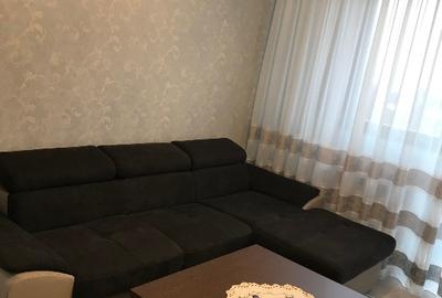 Apartament de vânzare - 4