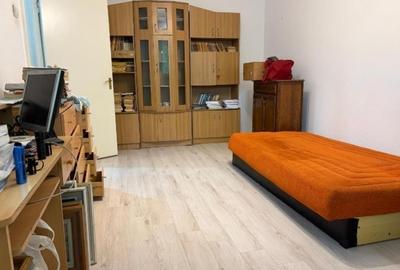 Etaj 1-Tatarasi Liceul Cuza-2 Camere Decomandat 52mp - 1