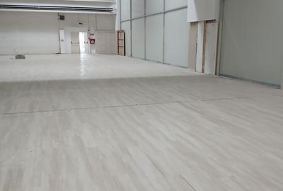 Proprietar, inchiriez spatiu comercial si birouri, 1.740 mp - 3