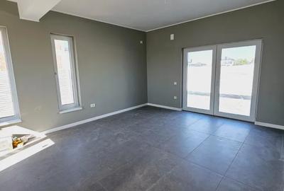 Casa pe parter - Berceni - Sabri Parc - 100.000 euro - 1