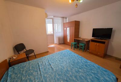 Trapezului, 5 minute metrou 1 Decembrie 1918, bloc 1978, reabilitat - 8