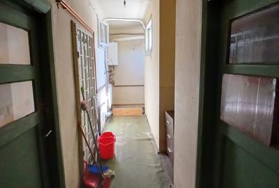 Vanzare – 2 camere | Unirii – 11 Iunie | Centrală proprie - 8