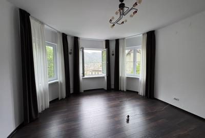 Apartament cu vedere spre Tâmpa, liniște și natură, în Centrul Istoric al Brașov - 8