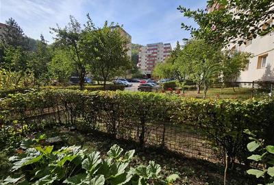 Garsoniera renovata in zona linistita Racadau - 2