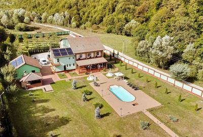 Proprietate Deosebita - Liziera Padurii - 52