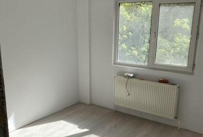 Investitie apartament 2 camere etaj 2 centrala termica zona Gorjului - 2