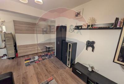Apartament cu 2 camere semidecomandat, mobilat în Sălaj
