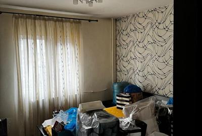 Apartament cu 3 camere , str. Bozieni - 16