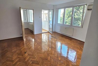 Apartament cu 2 camere circular, mobilat în Dristor