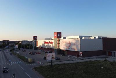 Teren 8300 mp la E85 Intrare in Suceava De Vanzare 0727817187 - 3