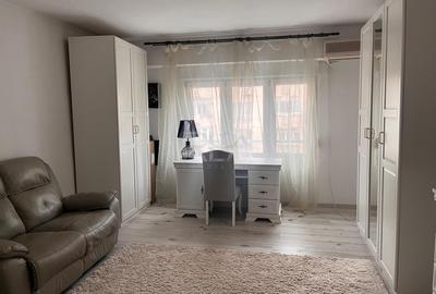 Garsonieră decomandată, mobilată în Panduri