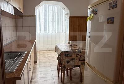 Apartament 2 camere, decomandat, etaj intermediar, zona foarte linistita - 3