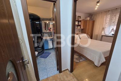 Apartament 2 camere  semidecomandat zona Vasile Alecsandri etaj 3 - 4
