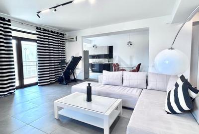 Apartament cu 3 camere decomandat, mobilat în Băneasa