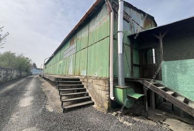 Spațiu industrial, în Vest