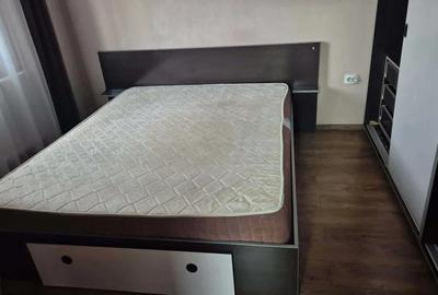 Apartament cu 2 camere decomandat, mobilat în Vitan