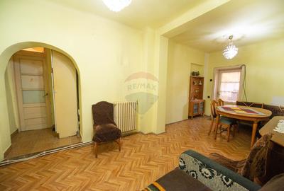 Apartament cu 4 camere semidecomandat, mobilat în Ana Ipătescu