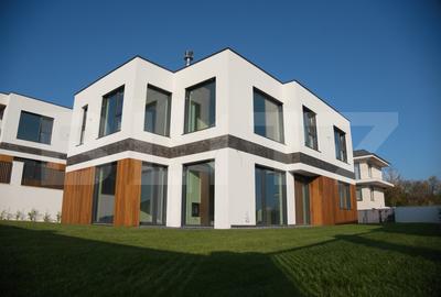 Casă individuală cu 7 camere în Dâmbul Rotund