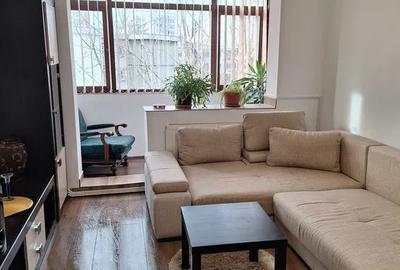 Apartament cu 2 camere, zona Podu Ros - 1