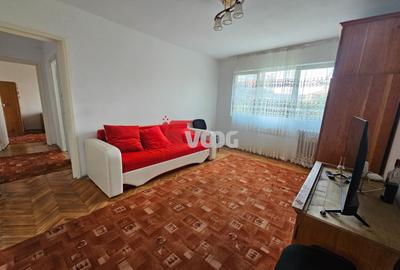 Apartament cu 3 camere de inchiriat - 1
