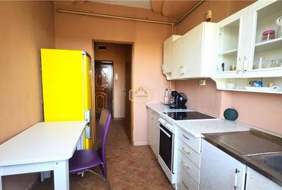 Centru - Apartament luminos cu 2 camere pe Calea Traian - 11