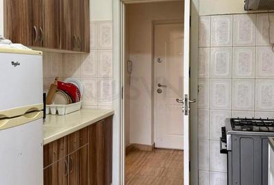 Apartament cu 2 camere semidecomandat, mobilat în Gara de Nord