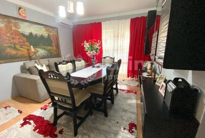 Apartament cu 3 camere semidecomandat, mobilat în Mănăștur