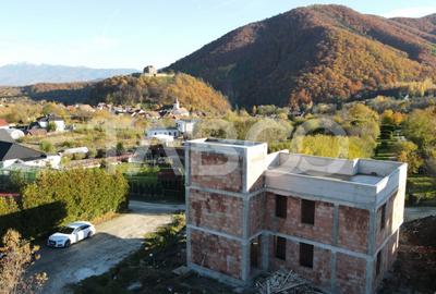 Vila premium Cisnadioara – panorama piscina infinity si teren 485 mp - 8