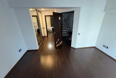 CASA VILA DUPLEX SPATIOASA S+P+1+M - GARAJ DUBLU Living Open Space Mansarda - 10
