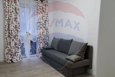 DE INCHIRIAT: Apartament cu 3 camere - Centru Vechi - 1